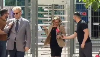 Prej gati dy orësh në SPAK, Klotilda Bushka lë ambientet e Prokurorisë së Posaçme