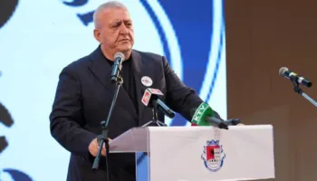Presidenti Duka nderon ish-futbollistët e Kukësit: Historia e futbollit ndërtohet mbi sakrificën & kontributin e brezave