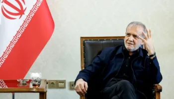 Presidenti iranian urdhëron rikthimin e qasjes në internet në nivelin para protestave