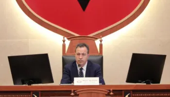 Projektligji për financimin e partive politike, Peleshi i drejtohet Komisionit të Venecias për opinion