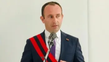 Prokuroria e Posaçme i dërgon shkresë KQZ: Kryebashkiaku i Kuçovës Kreshnik Hajdari është dënuar me vendim të formës së prerë
