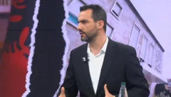 “Protesta nuk është mbyllur”/ Ja çfarë paralajmëron Lapaj: Do e çojmë vendin në referendum…