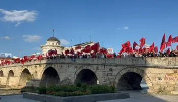 Protesta për gjuhën shqipe në Shkup, arrestohen 3 studentë shqiptarë