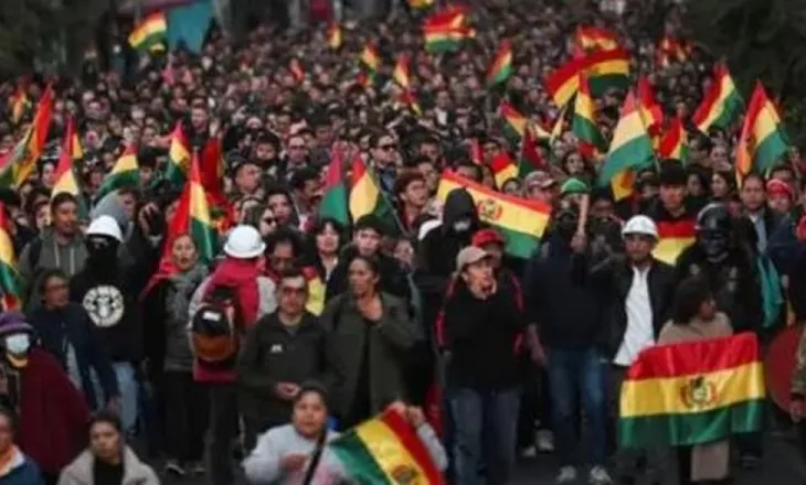 Protesta të dhunshme në Bolivi/ Priten gjendja e jashtëzakonshme dhe ndërhyrja e ushtrisë