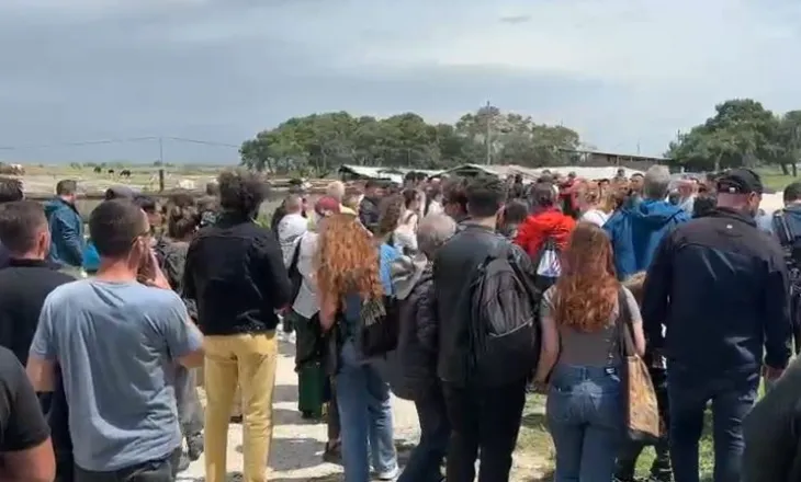 Protestë në zonën e hidrovorit të Akërnisë, kundërshtohet rrethimi i zonës së mbrojtur