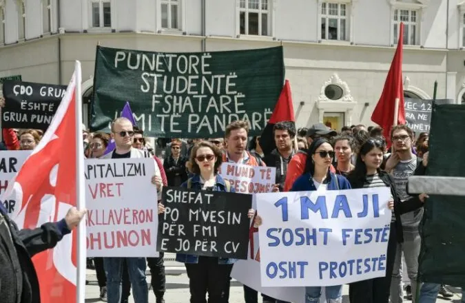 Protestë për 1 Majin në Prishtinë, sindikatat dalin në mbështetje të punëtorëve
