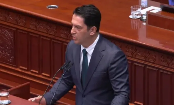 “Provimet e jurisprudencës do të jepen në shqip”/ Tubimi i studentëve në RMV, zëvendëskryeministri: Zërin e tyre e kemi dëgjuar