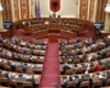 PS dhe PD bëhen bashkë: Kuvendi ndryshon rregulloren me 100 vota pro!