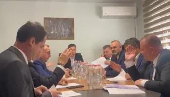 PS-PD “pajtohen” për Rregulloren e Kuvendit, arrihet marrëveshja! Çfarë u tërhoq dhe u pranua nga të dyja palët