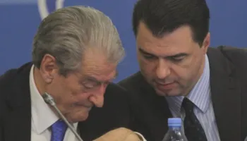 Pse Berisha i eliminoi të gjithë nga gara? Gazetari: PD përfundoi nga Lul Brava tek Sali Shuli