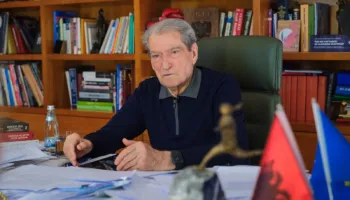 Pse nuk ka garë në PD? Berisha i përgjigjet qytetarit: Partia ka garën më të ndershme, kandidatët e Ramës s’mund të marrin pjesë