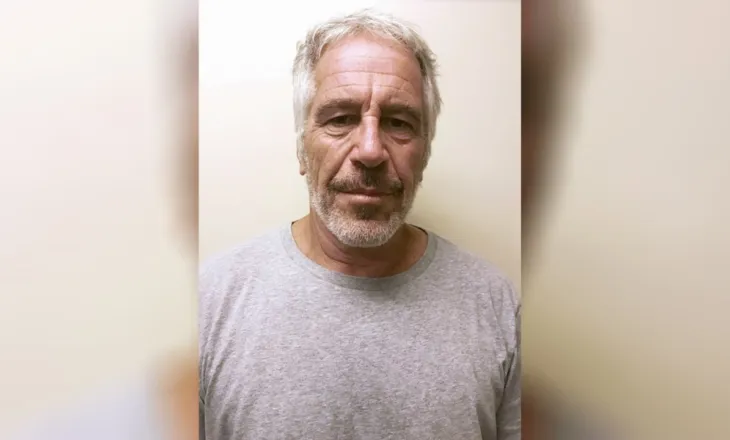 Publikohet letra e fundit e Jeffrey Epstein, çfarë shkroi ish-financieri amerikan përpara se t’i jepte fund jetës në qeli: Më hetuan për muaj të tërë, por…