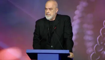 “Pushtetin e kishin të fortët e politikës”, Rama: Pas 100 vitesh i dorëzuam shpatën drejtësisë