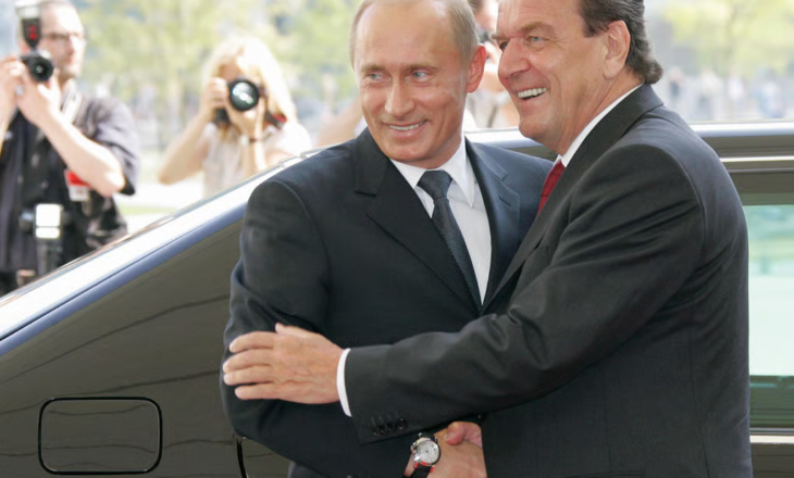 Putin e ‘rikthen’ fuqishëm në skenën politike, Schröder ende pa asnjë koment