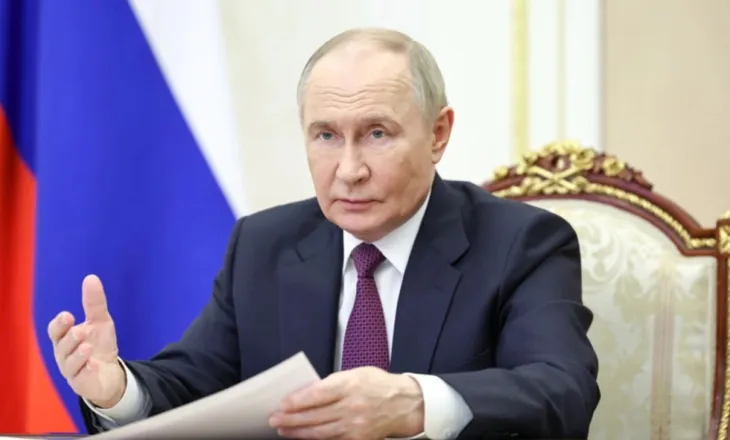 Putin mbron luftën në Ukrainë/ Presidenti rus sulmon NATO-n gjatë Paradës së Fitores, tkurret festa në Moskë nga frika e Kievit