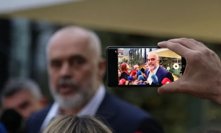 ‘Qeveria merr 10-fishin e kohës televizive’/ Rama tërbohet nga monitorimi, niset drejt Brukselit duke trilluar