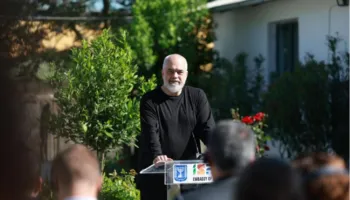 Rama në fermën eksperimentale në Cërrik: Inovacioni do ndryshojë faqen e bujqësisë shqiptare