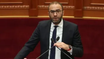 Rama refuzon interpelancat në Kuvend, Bardhi-Peleshit: Jep dorëheqjen, s’po zbaton Kushtetutën!