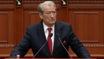 Raporti i PE/ Berisha: Me votën për Ballukun, i futët thikën pas shpine integrimit