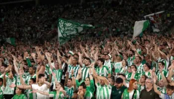 Real Betis mposht Elchen në La Liga dhe kthehet në Champions League pas 21 vitesh