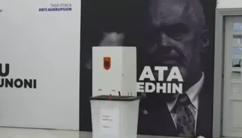 Referendumi” i Berishës në PD, demokratët votojnë sot për kryetarin e partisë