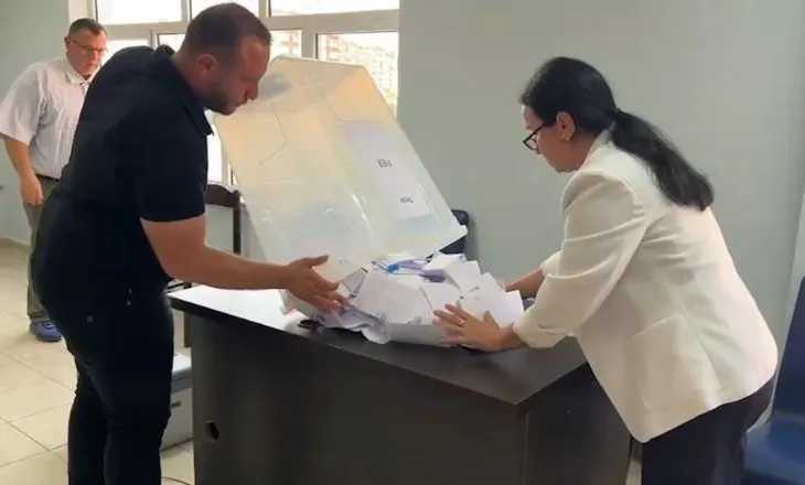Referendumi për kryetarin në PD/ Pjesëmarrje e ulët në Përmet, Pustec dhe Këlcyrë