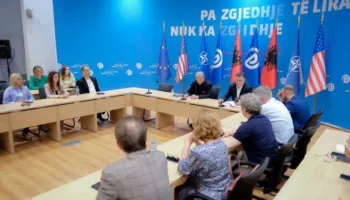 “Ripërtëritja nënkupton…”/ Mblidhet kryesia e PD, Berisha: Partia do të arrijë transformim të domosdoshëm