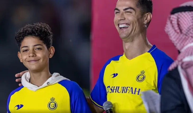 Ronaldo Jr drejt Europës, ja klubet gjigante që interesohen për 16-vjeçarin