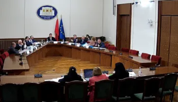 Rregullorja e re e Kuvendit/ PS-PD përplasen për ligjet e BE-së, Bardhi: Cënon transparencën! Peleshi dorëzon propozimet