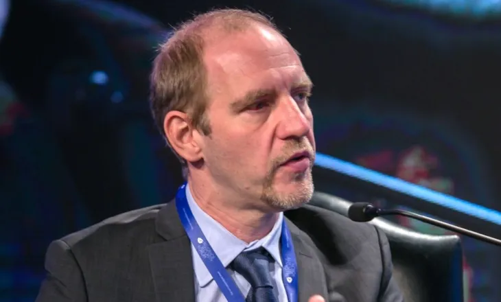 Rrëmujë ballkanike/ Bieber: Kriza politike në Kosovë dhe dialogu me Serbinë, në ngërç të thellë