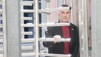 Rreth dy orë brenda SPAK, Tërmet Peçi reagon pasi del nga dyert e Prokurorisë së Posaçme: E dinë ata…