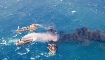 Rriten tensionet në Gjirin Persik, sulmohet cisterna kineze pranë Ngushticës së Hormuzit