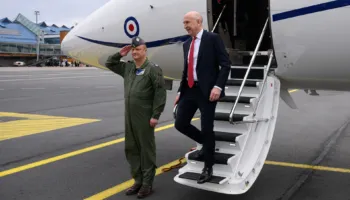 Rusia ‘bllokon sinjalin e avionit’ që transportonte ministrin e mbrojtjes së…