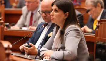 Sa demokratik është procesi, kur anëtarët e PD kanë vetëm një kandidat? Topalli: Rasti i Berishës është unik, ka tejkaluar politikën dhe ka hyrë në simbolikë
