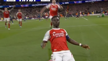 SAKAAAAAAAA! Arsenali “çan” Atletico-n në fund të pjesës së parë (video)