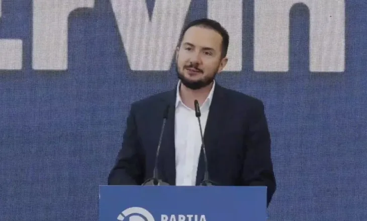 Salianji takim me demokratët në Tiranë: Shqipëria po zbrazet çdo ditë!