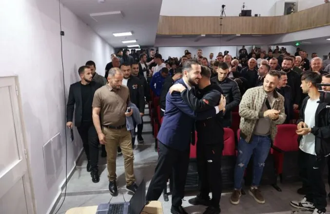 “Saliu nuk e sjell dot PD në pushtet”/ Salianji, në Peshkopi: E vërteta është e thjeshtë, kjo parti nuk vazhdon dot më