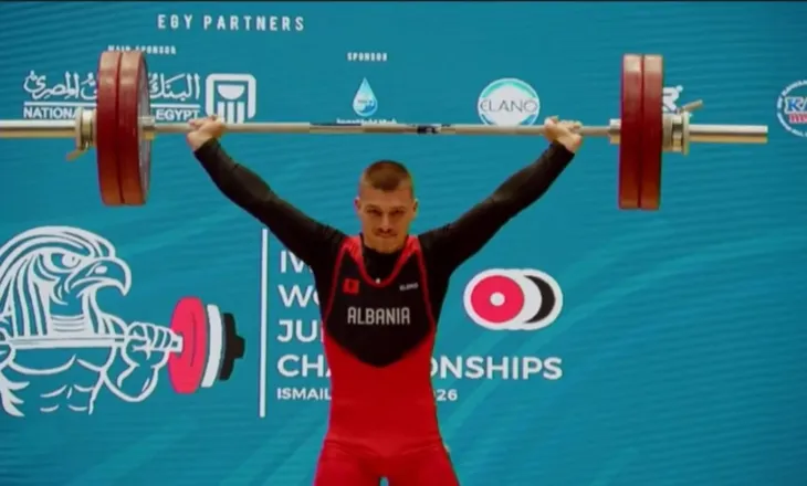 Samoel Rrasa medalje argjendi në stilin e shkëputjes, në botërorin e kategorisë junior