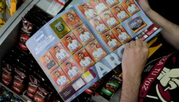 Sekuestrohen në Brazil 200 mijë albume të falsifikuara “Panini” për Kupën e Botës 2026