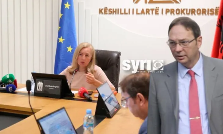 Sherr për interes personal, Stojani: KLP bën muhabet si tek kafja e Rremës. Hoda: Po bëni presion dhe diskutim gërr – gërr…