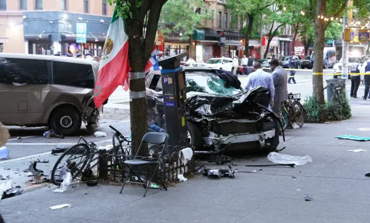 Shoferi i dehur përplas këmbësorët, 2 të vdekur dhe 3 të plagosur në Manhattan