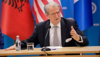 Shoqërimi i shtetasve të huaj gjatë protestës, Berisha zbulon pjesë nga procesverbali: Inskenim i policisë