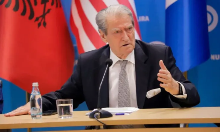 Shoqërimi i shtetasve të huaj gjatë protestës, Berisha zbulon pjesë nga procesverbali: Inskenim i policisë