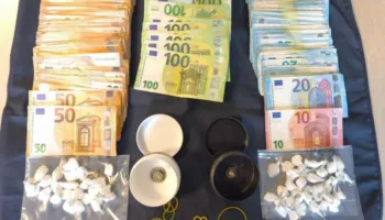 Shpërndarja e drogës me “delivery”/ Arrestohen 2 shqiptarët, porosisnin kokainë përmes telefonit dhe niste shpërndarja