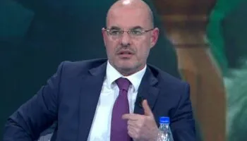 “Shqipëria është lavatriçe parash”, Peka shpërthen: Rama është në pushtet për shkak të vjedhjes së zgjedhjeve
