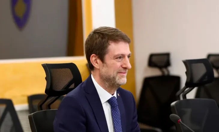 Shqipëria krah Kosovës, Hoxha: Nuk tolerojmë asnjë kërcënim ndaj sigurisë