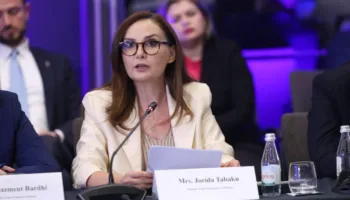“Shqipëria nuk mund të përballojë naivitet”/Tabaku propozon mekanizëm bashkëpunimi me Kongresin Amerikan: Korrupsioni..