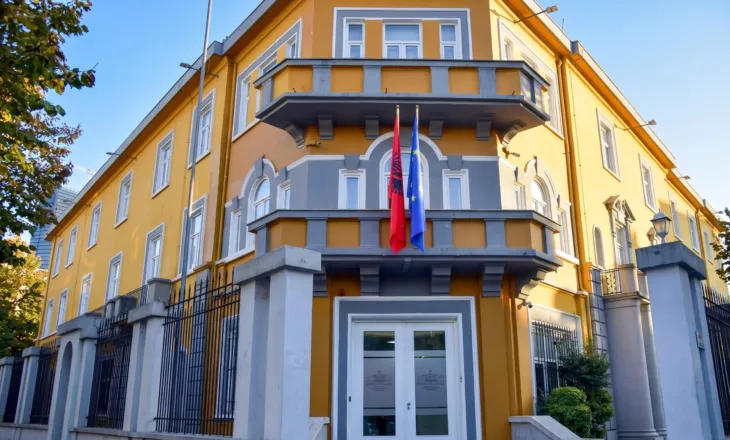 “Shtyllë për qeverisje etike dhe goditje ndaj korrupsionit”, Ministria e Arsimit miraton Planin e ri të Integritetit