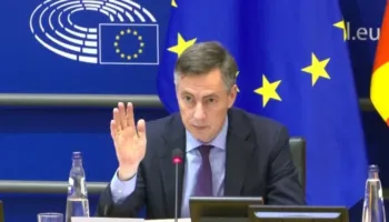 “Si po e garantoni përfshirjen e PD?” Mcallister çon tek Marta Kos shqetësimet e Tabakut