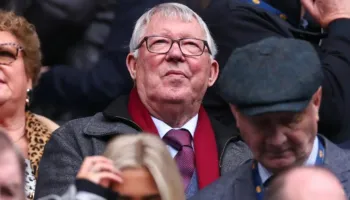 Sir Alex Ferguson dërgohet në spital pasi u ndje keq në Old Trafford